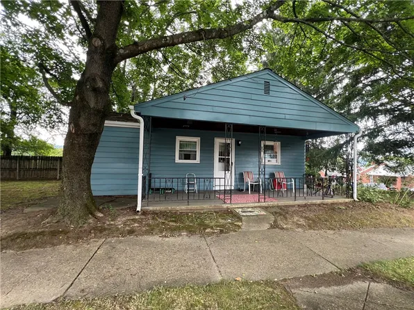 430 Bechman St, Springdale, PA 15144