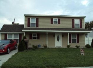 50 Nickelhill Ln, Levittown, PA 19054