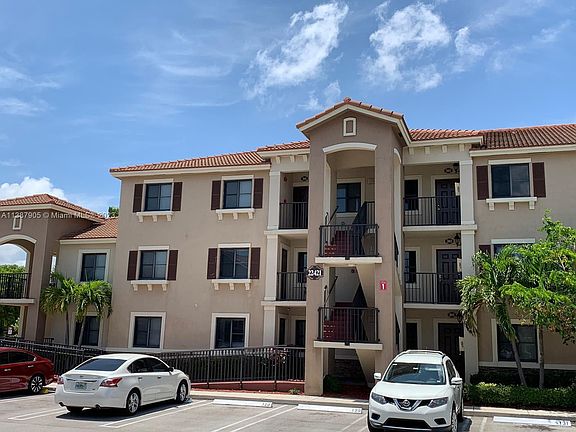 3rd image of 22421 SW 88th Pl #3022