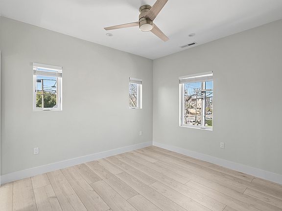 4th image of 532 N San Mateo Dr #A