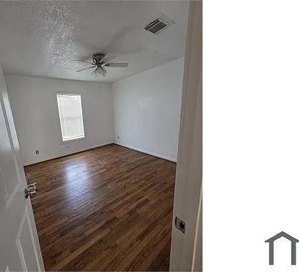 909 McIntosh St — Photo 12