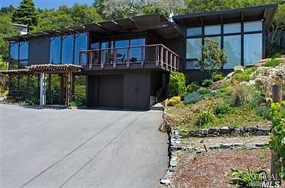 1st image of 378 Lowell Ave
