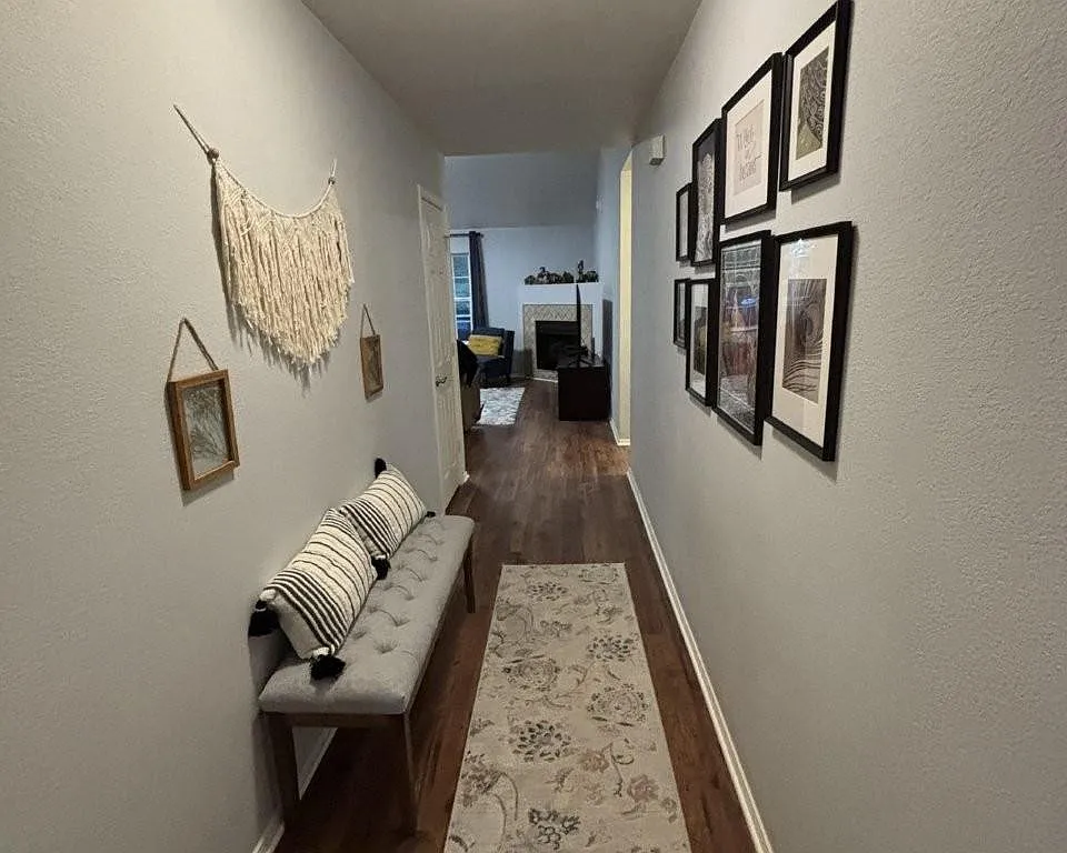 3 bed, 1632 sqft, $1,800 — Photo 1
