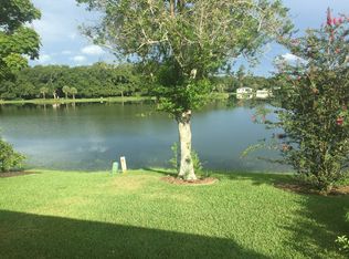 948 Tarrson Blvd, Lady Lake, FL 32159