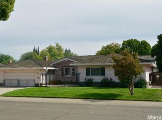 22 Starglow Cir, Sacramento, CA