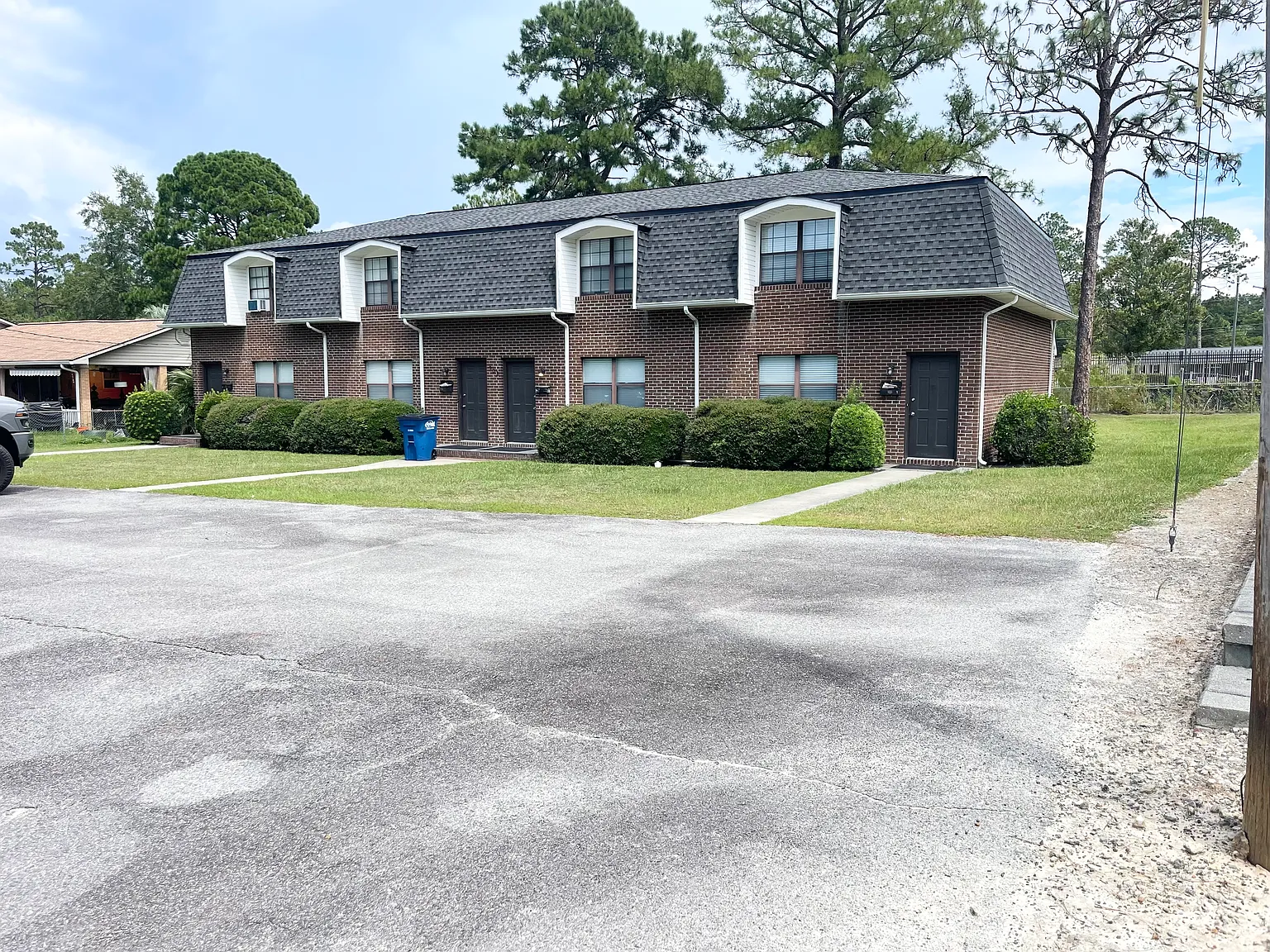 2 bed, 1.5 bath, 1307 sqft, $1,100 — Photo 1