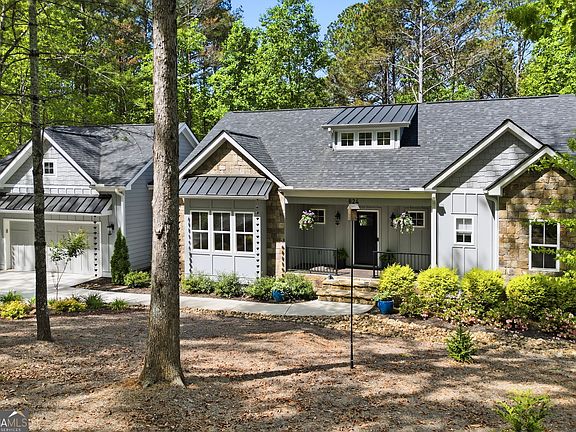 2nd image of 824 Bridge Rd #56