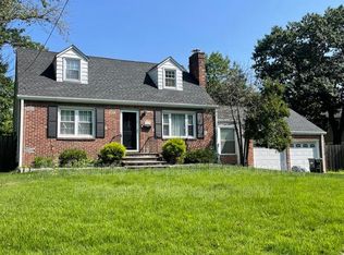 2025 Hill Top Rd, Scotch Plains, NJ 07076