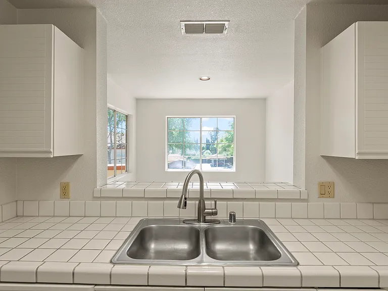 6967 Stagecoach Rd #G — Photo 16