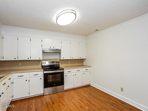 2nd image of 4610 Pruett Drive
