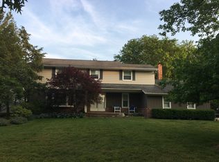 6748 Wildwood Trl, Mayfield Village, OH 44143