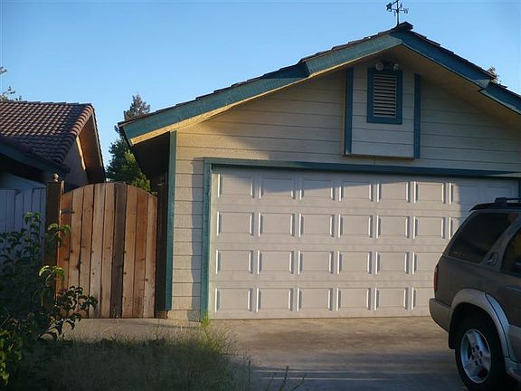 4th image of 4431 W Menlo Ave