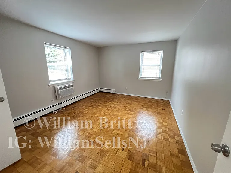 145 Main St #1E — Photo 14