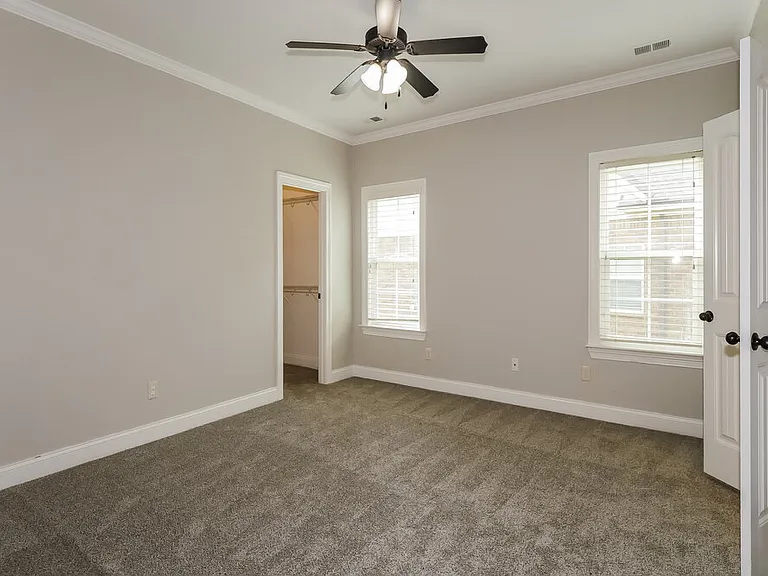 4694 W Dublin — Photo 8