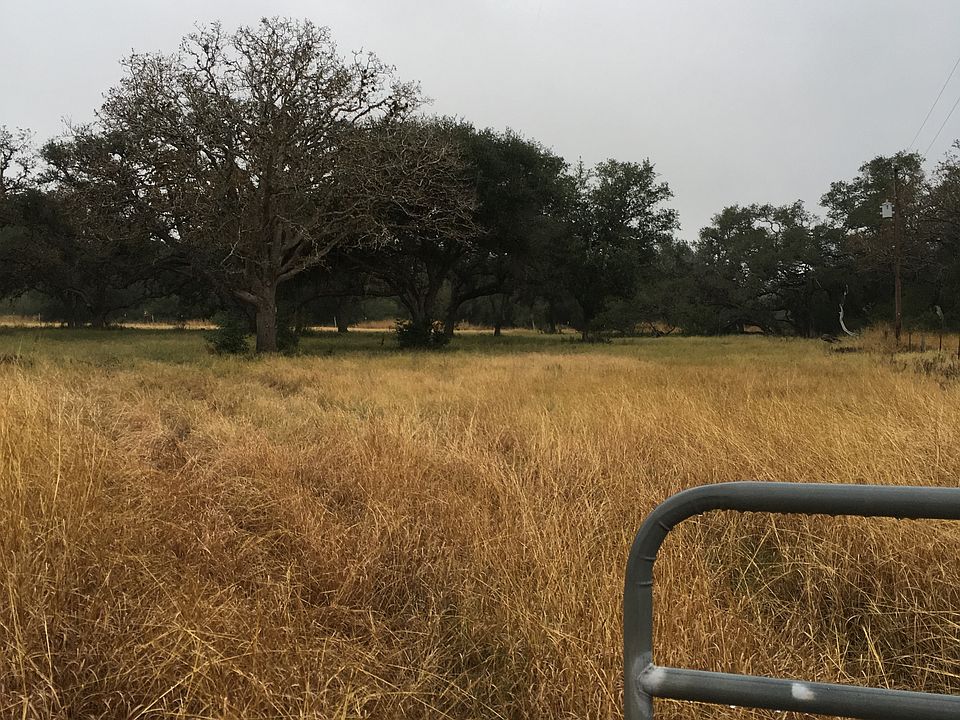 2nd image of Loop 463 Next To Old Goliad Rd