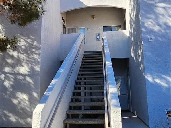 700 Carnegie St APT 2124, Henderson, NV 89052