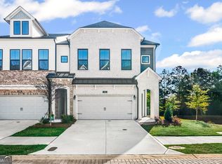 320 Walker Ave, Alpharetta, GA