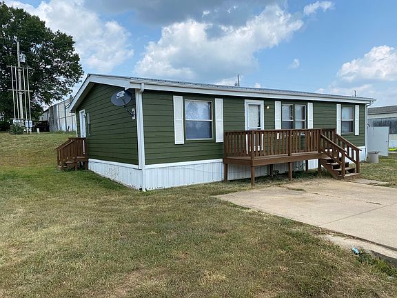 3rd image of 12932 Clearwater Dr