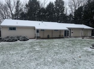 5 W Dillon Dr, Titusville, PA 16354