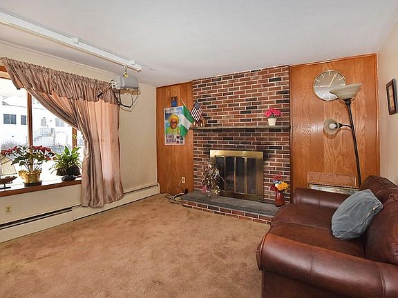 2nd image of 30 Justice St