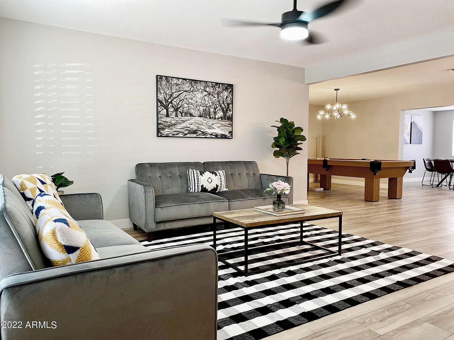 3 bed, 1729 sqft, $3,300 — Photo 1