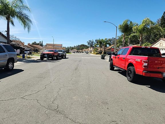 5th image of 920 Glenwood Way