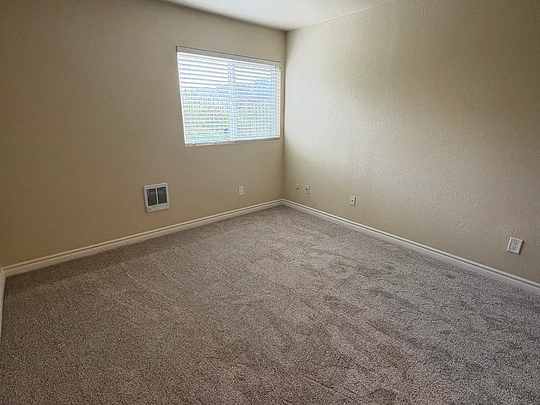 1845 Bayview Heights Dr #101 — Photo 11