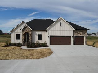 220 Castleman Dr, Sparta, TN 38583