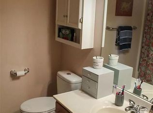 11107 Black St, Omaha, NE 68142