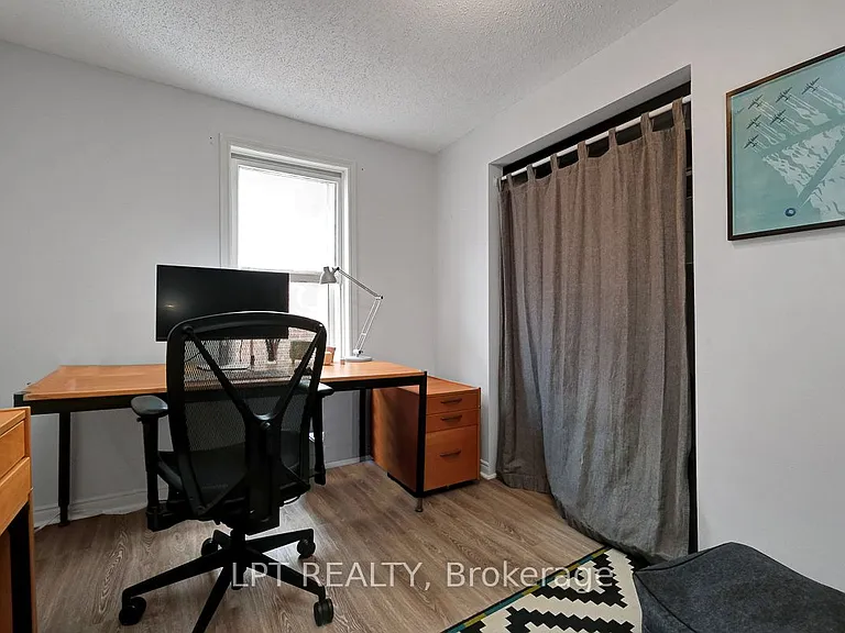 88 Norman St — Photo 23
