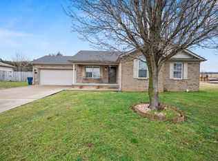 502 Lily Rose Ln, Berea, KY 40403