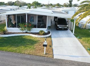 1290 Mayflower Dr, Daytona Beach, FL 32119