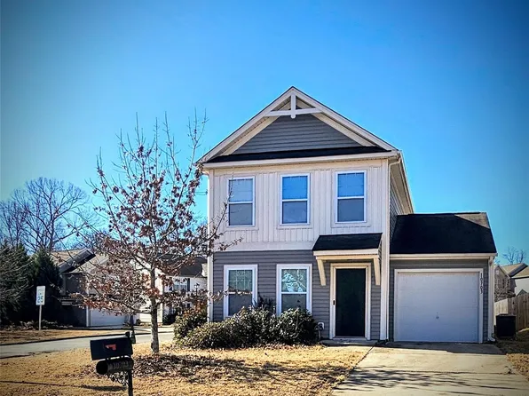 10703 Derryrush Dr, Charlotte, NC 28213