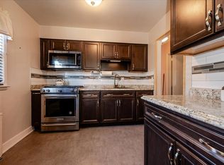55 W Fenimore St APT 2, Valley Stream, NY 11580