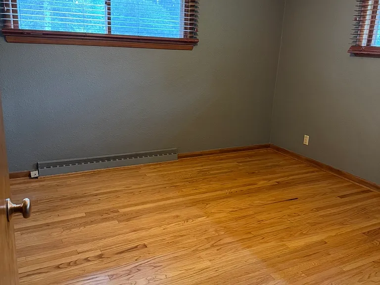 8829 W Olive St — Photo 17