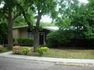 207 E Marble St, Burnet, TX 78611