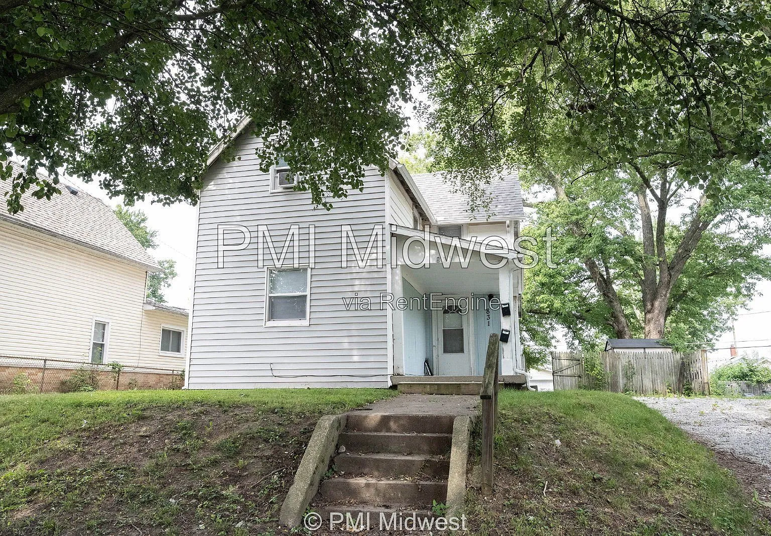 1 bed, 1.0 bath, 732 sqft, $749 — Photo 1