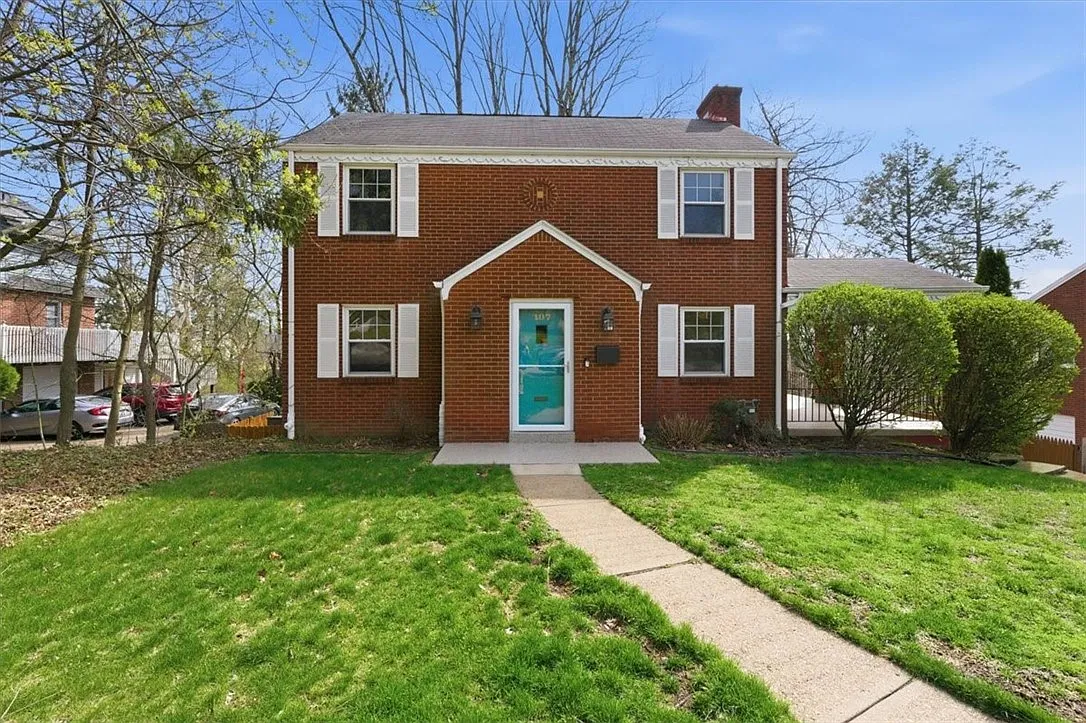 107 Amherst Ave photo 1