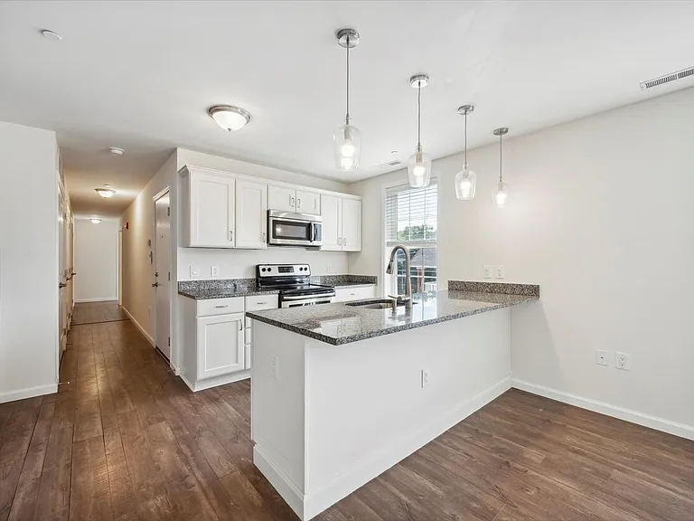 4618 Sansom St #4621-2 — Photo 5