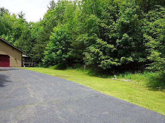 2nd image of 260 Hillside Dr