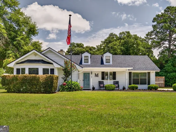 385 Lemans Dr, Bloomingdale, GA 31302