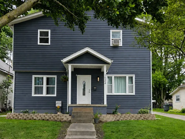1024 N Harrison St, Rushville, IN 46173