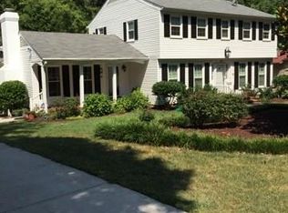 2007 Downing St, Greensboro, NC 27410