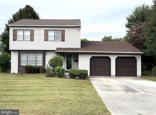 10 Finns Ln, Pennsville, NJ 08070
