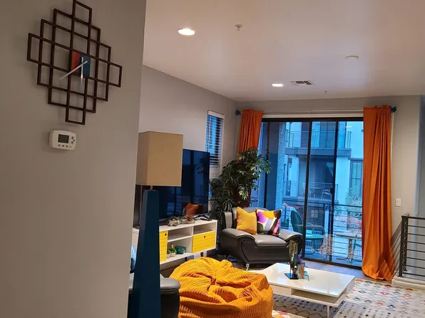 2090 S Dorsey Ln Unit 1027, Tempe, AZ 85281