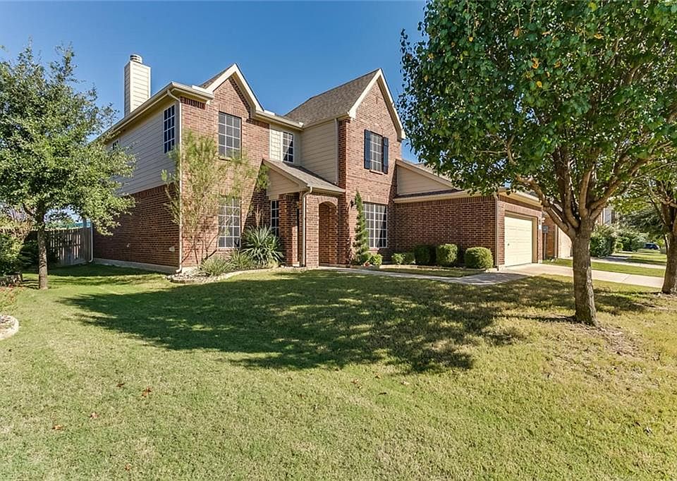 1st image of 3033 Hollow Valley Dr
