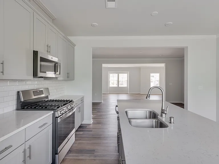 1123 Lily Loch Way — Photo 6