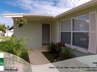 3242 Sanford Dr, Holiday, FL 34691