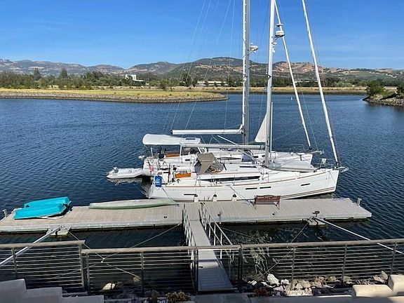 60' dock