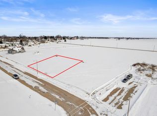 470 Nickolas St, Randolph, WI 53956